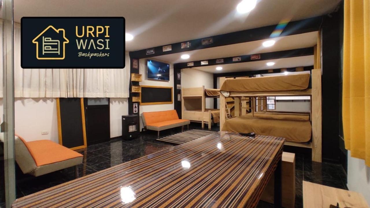 Urpi Wasi Backpackers Bed & Breakfast Puno Ngoại thất bức ảnh