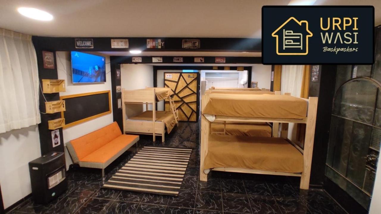 Urpi Wasi Backpackers Bed & Breakfast Puno Ngoại thất bức ảnh