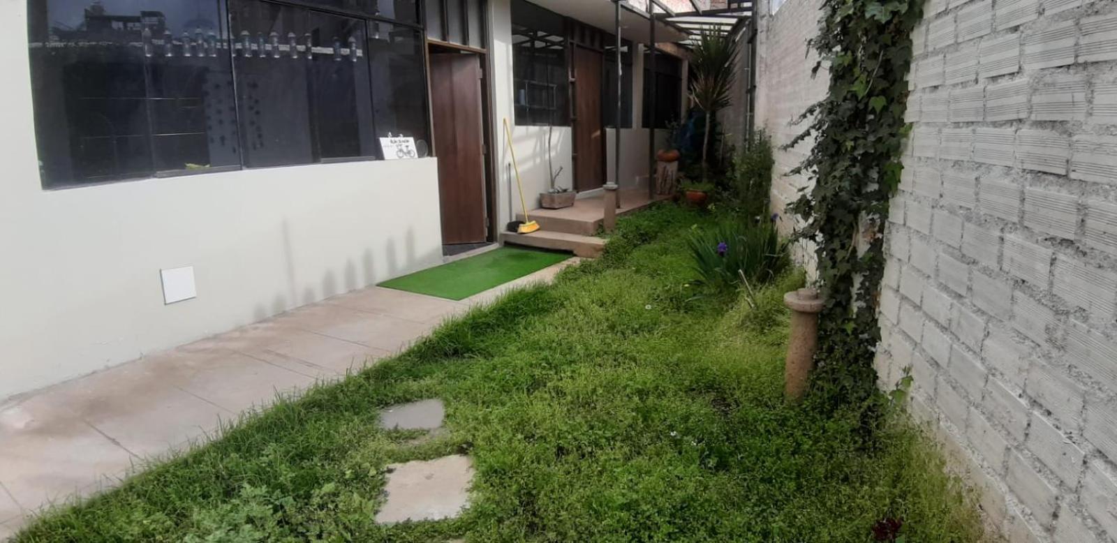 Urpi Wasi Backpackers Bed & Breakfast Puno Ngoại thất bức ảnh